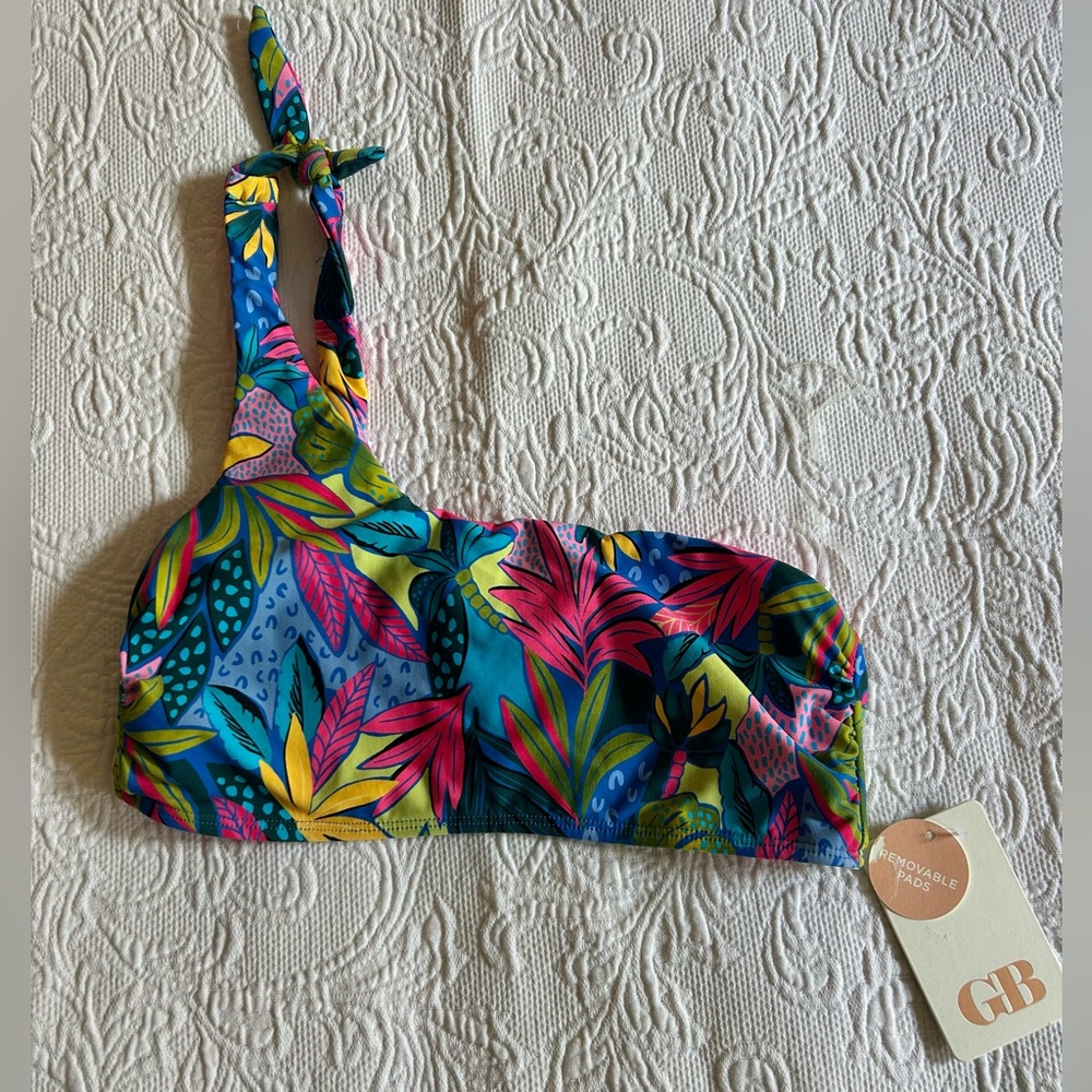 NWT Gianni Bini One Shoulder Floral Bikini Top